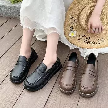 Retro round head loafers women s autumn 2024 new one-pedal soft-soled single shoes with skirts, thick-soled small leather shoes 35