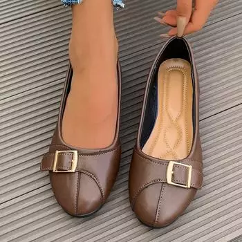 Retro round head low heel fashion single shoes women s 2024 spring and autumn buckle with one pedal flat bottom foreign trade large size single 36 светло-коричневого
