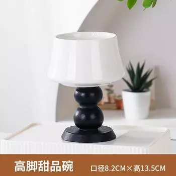 Retro Scented Candle Holder French Goblet Ceramic Light Luxury High-End Ornament Retro Cake Decoration Souvenir Camellia