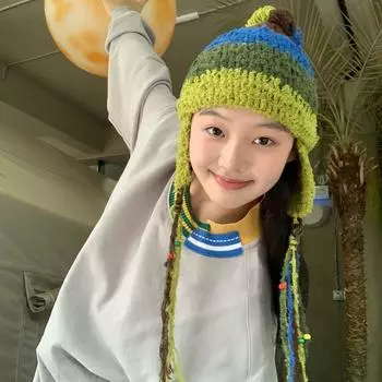 Ретро-шапки-бини со шнуровкой и кисточками для женщин, теплая вязаная шапка на осень и зиму, корейская ручная работа, защита ушей, пуловеры, шапки 56-58cm зелёный
