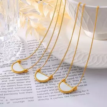 Ретро-сложенный ветровой толстый разрез белый рябчик кулон темперамент простой дизайн титановая сталь позолоченное ожерелье