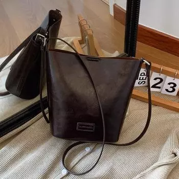 Retro Small Bag Women S Shoulder Armpit Bag Fashionable Foreign Style Commuter Bucket Bag коричневый