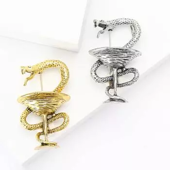 Ретро сплав змея держит бокал вина брошь креативный элитный мужской и женский костюм кардиган корсаж ювелирные изделия булавка