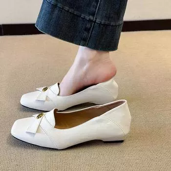 Retro style simple single shoes women s summer camellia commuting versatile shallow mouth square head Mary Jane shoes 35
