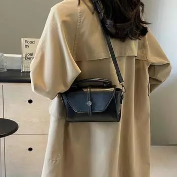 Ретро-сумка с иностранной текстурой 2024 года, новая женская сумка, популярная модная сумка-мессенджер, маленькая квадратная сумка чёрный