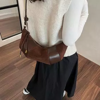 Ретро сумка женская 2024 новая модная повседневная сумка через плечо нишевая популярная сумка через плечо сумка-круассан красный