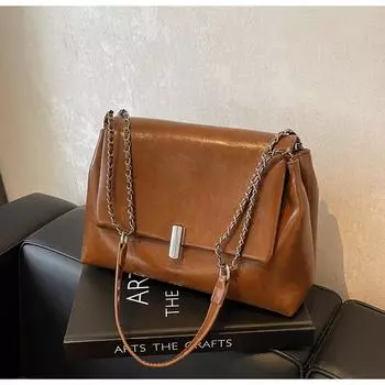 Ретро сумка женская большая вместимость 2024 новая осенне-зимняя сумка для отдыха на цепочке через плечо сумка-мессенджер для поездок на работу чёрный