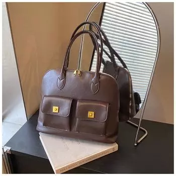 Ретро сумка женская большая вместимость 2024 новая осенне-зимняя повседневная универсальная сумка через плечо популярная сумка-тоут в этом году чёрный