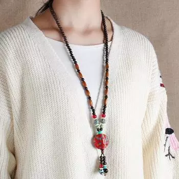 Retro sweater chain, long simple and versatile necklace, women s ceramic pendant, high-end temperament accessories красный