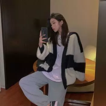 Ретро свободный полосатый вязаный свитер, кардиган, пальто, женский осень и зима 2022, дизайн меньшинств, повседневный свитер, кардиган One Size бежевый