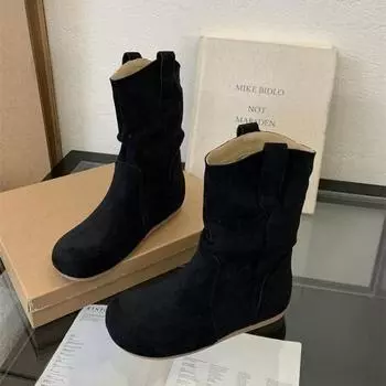 Retro three-color flat-bottomed boots autumn and winter new pleated stacking boots women s boots fashion suede fashion boots 35