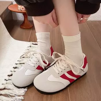 Retro versatile lightweight explosion flat-bottomed German training shoes women s 2025 new autumn and winter hundred Internet celebrities low-to 35 чёрный