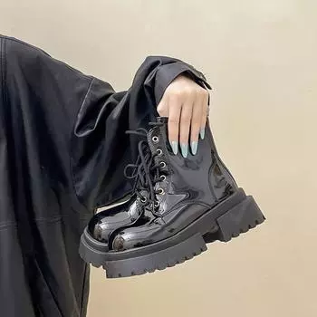 Retro versatile platform Martin boots women s autumn and winter fashion small short boots patent leather heightening locomotive boots 35