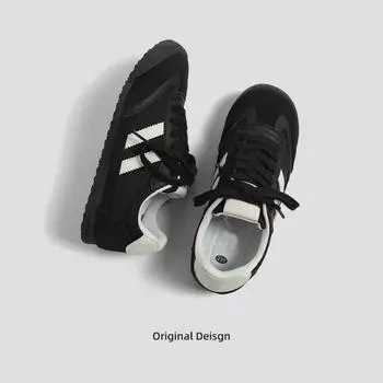 Retro women s new flat-bottomed college-style casual shoes versatile street shooting sports 35
