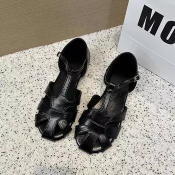 Retro woven bag head sandals women s summer new hollow round head pig cage shoes flat shoes 35