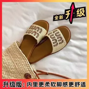 Retro woven one-word drag women s new summer wear beach vacation shoes versatile flat slippers 35