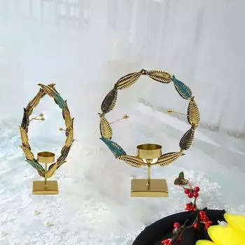 Retro Wrought Iron Metal Candle Holder Rust-proof Exquisite Gold Candlestick Stand Unique Desktop Candle Cup Restaurant