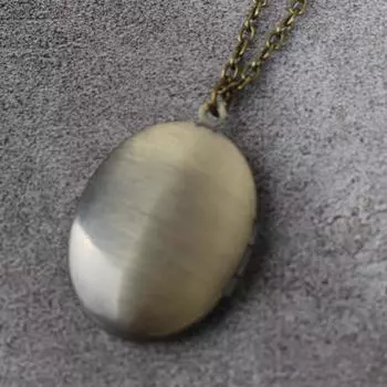 Резной цветок полосатый медальон кулон ожерелье винтажная латунь открывающаяся фото коробка