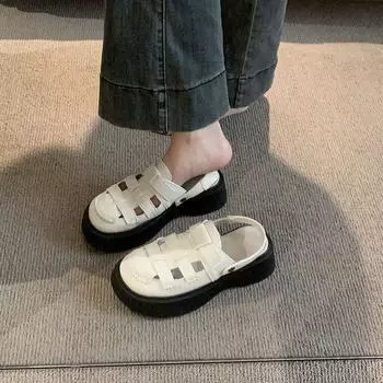 Римские классные тапочки женские летние 2024 года новые модные полые повседневные ретро универсальные двухслойные пляжные сандалии на платформе 35