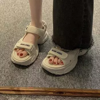 Римские сандалии фея с юбкой 2025 лето новая платформа кекс универсальные не устают ноги повседневная пляжная обувь 35 розы красного