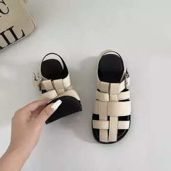 Римские сандалии женские 2024 летние новые ретро плоские туфли Baotou повседневные туфли полые плетеные сандалии с пряжкой на низком каблуке женские туфли 35 чёрный