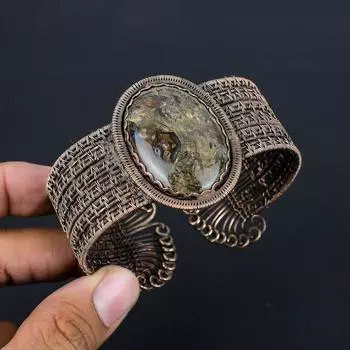 Rock Calci Gemstone Чистая медная проволока Обернутая вручную манжета/браслет Ювелирные изделия Регулируемые Adjustable зелёный