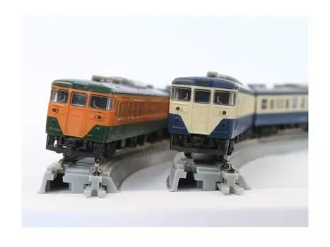 Rokuhan Z Gauge R065 Наклонный рельс R220-30° (6 шт.)