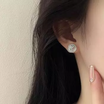 Романтичные французские серьги-розы Серьги-тюльпаны на белом клее Ретро-дизайн