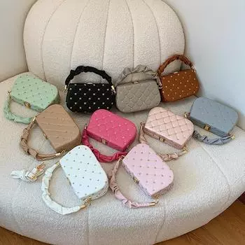 Ромбовидная сумка женская 2024 новая модная и популярная женская сумка текстура универсальная сумка-мессенджер на одно плечо чёрный