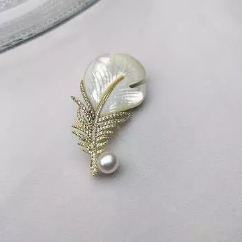 Роскошная брошь из натурального пресноводного жемчуга в виде пера, роскошная атмосферная брошь, аксессуары для костюма золотой