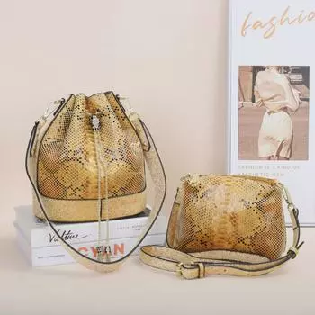 Роскошная сумка через плечо со змеиным узором 2024 года для современных мам — модная, легкая и элегантная золотой