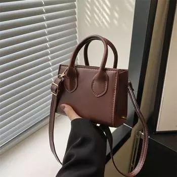 Роскошные дизайнерские сумки, мини-квадратная сумка из искусственной кожи через плечо для женщин, модная сумка Candt Color с верхней ручкой, маленькая сумка через плечо 15x7.5x11.5cm светло-коричневого