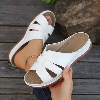 Роскошные летние тапочки для женщин на танкетке, модные пляжные сандалии для отдыха на открытом воздухе, женские шлепанцы, брендовые дизайнерские повседневные сандалии 41