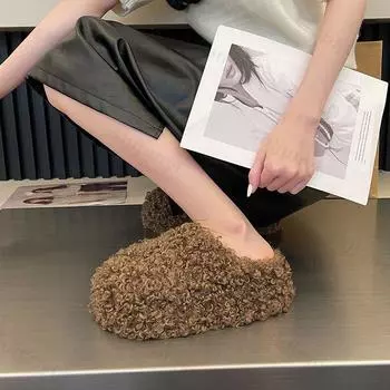 Роскошные мюли из овечьей шерсти на толстом каблуке 2025 года, зимняя обувь для женщин, шлепанцы с плоским носком, теплые тапочки из кудрявого меха ягненка для женщин 35 чёрный