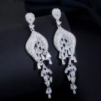 Роскошные серьги WWJ Light с кубическим цирконием и длинной кисточкой белый