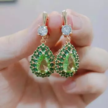 Роскошные вечерние серьги для женщин, новинка 2023 года, модные зеленые серьги-капли с кубическим цирконием, свадебные и помолвочные ювелирные аксессуары зелёный