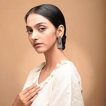 Роскошные винтажные удлиненные серьги в этническом деревенском стиле |