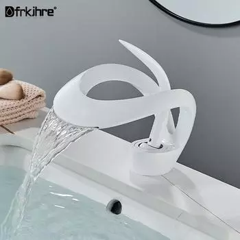 Роскошный белый смеситель для раковины в ванной, черный смеситель для раковины с водопадом, латунный смеситель для раковины с горячей и холодной водой белый