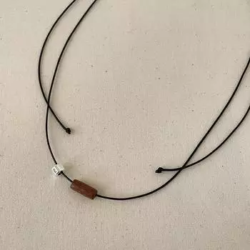 Роскошный кулон в стиле ретро с текстурой дерева, ожерелье из черной веревки, простая женская индивидуальность, модная и изысканная универсальная цепочка на шею, цепочка для свитера.