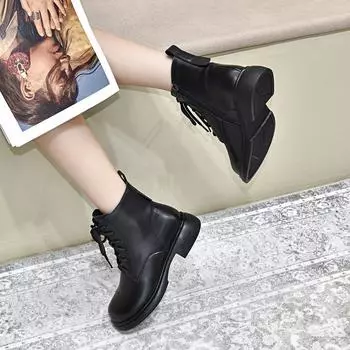 Round head Martin boots women s flat bottom short boots first layer cowhide lace-up casual women s boots locomotive boots leather boots 34