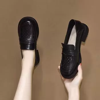 Round head small leather shoes women s autumn new first-layer cowhide hollowed-out one-pedal flat shoes 34