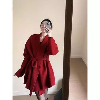 Рождественская атмосфера шерстяное пальто со средними и длинными рукавами женское зимнее 2024 новое темпераментное пальто со шнуровкой на талии прилив One size