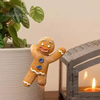 Рождественская статуэтка Gingersnap, цветочный горшок, ваза, подвесная рождественская статуэтка эльфа из смолы, скульптура для внутреннего и наружного использования, украшение для сада Gingerbread Man