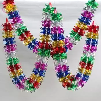 Рождественские украшения. Гирлянда. Украшение ленты. Потолок. Макет праздничной сцены. None