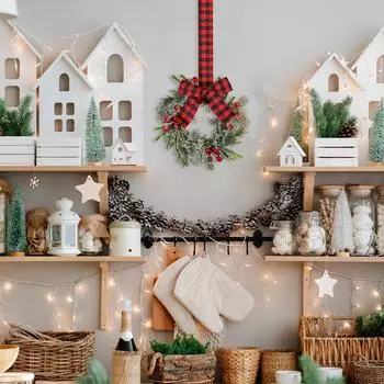 Рождественские венки для кухонного шкафа с клетчатой лентой-бантом, подвесные венки для дверей шкафа, декоративные венки для кухонного окна, наружного и внутреннего праздничного декора One Size