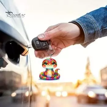 Рождественский кулон для автомобиля в форме мультяшной змеи, легкий подвесной аксессуар, новогодние елки, двери, окна, подвесное украшение, сумка или брелок, подвеска Snake