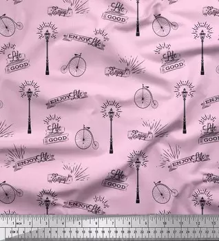 Розовая японская креп-сатиновая ткань Soimoi, уличный фонарь и винтажная ткань для творчества с велосипедным принтом, 42 дюйма по метрам 42 Inch Wide - Poly Crepe розовый