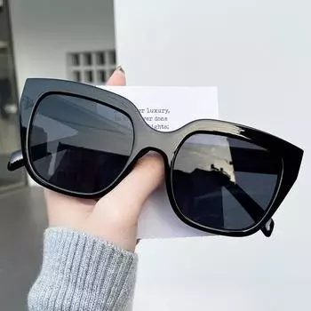 Розово-розовые солнцезащитные очки, женские модные солнцезащитные очки в квадратной коробке с защитой от ультрафиолета, тонкие онлайн-солнцезащитные очки для знаменитостей Tide с тем же абзацем.