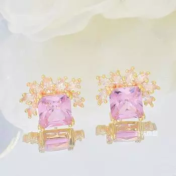 Розовое квадратное ожерелье Женское Премиальное Универсальное Темпераментное Ожерелье с драгоценным камнем Изысканная цепочка на ключицу Аксессуары