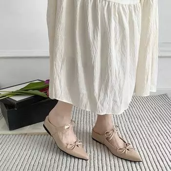 Розовые интернет-знаменитости супер-огненные тапочки-мешки на толстой подошве женская летняя одежда 2025 года новые модели с юбкой с острым мягким дном классные тапочки 35 чёрный